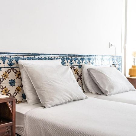 อาซูเลโชส ไกส์ โซเดร บีแอนด์บี Bed & Breakfast ลิสบอน ภายนอก รูปภาพ
